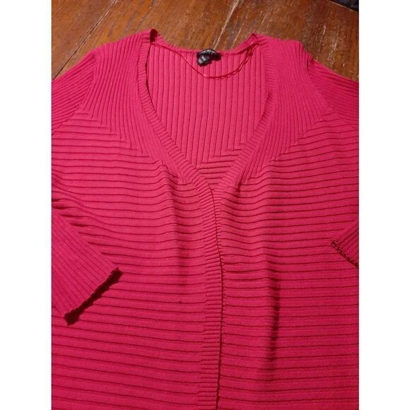 Size 18/20 Lane Bryant Bright Pink Long Sleeve Ribbed Knit Cardigan Open Front - Picture 3 of 5